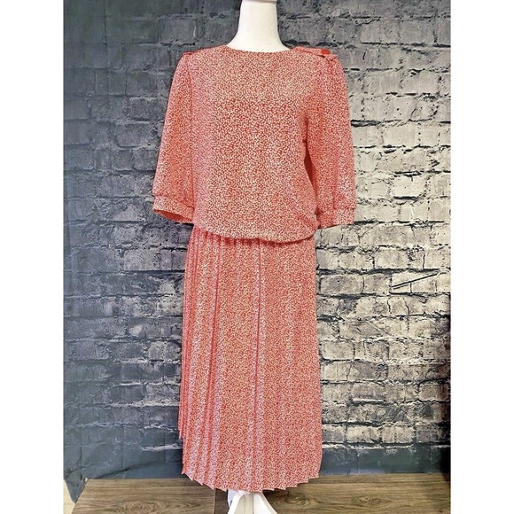 Breli Originals Dresses & Skirts - Vintage Breli Originals Dress Womens 10 Red Pleated Elastic Waist‎ Made USA 70s